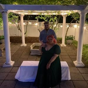 Meet your Posher, Latisha